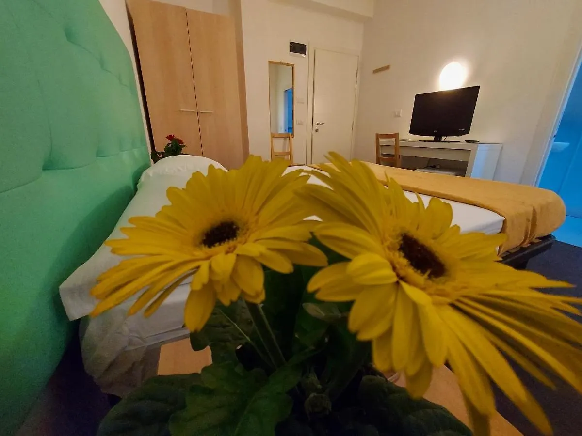 Hotel Senza Pensieri Riccione Italy