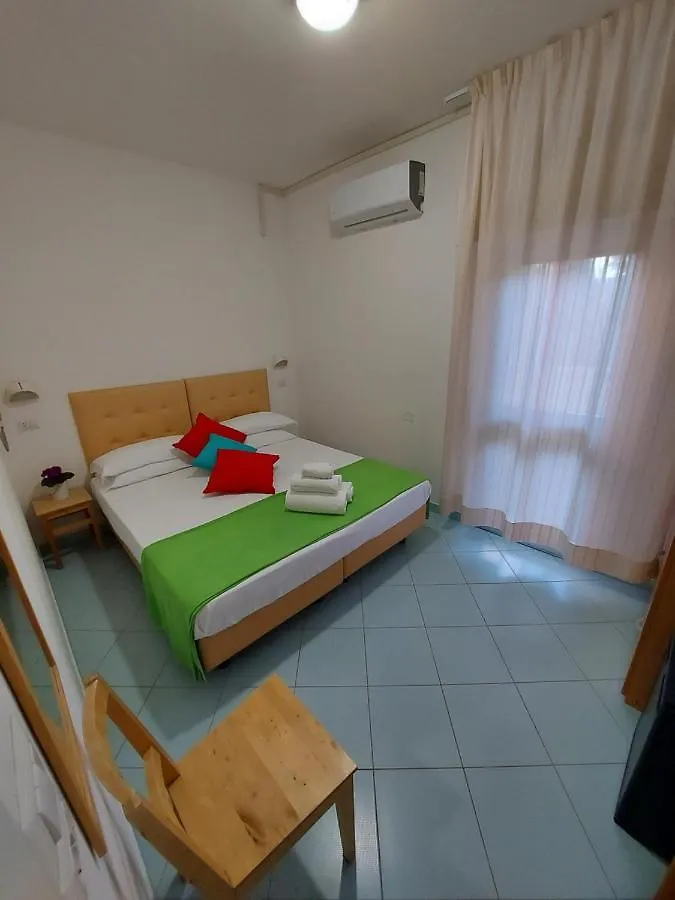 ***  Hotel Senza Pensieri Riccione Italia