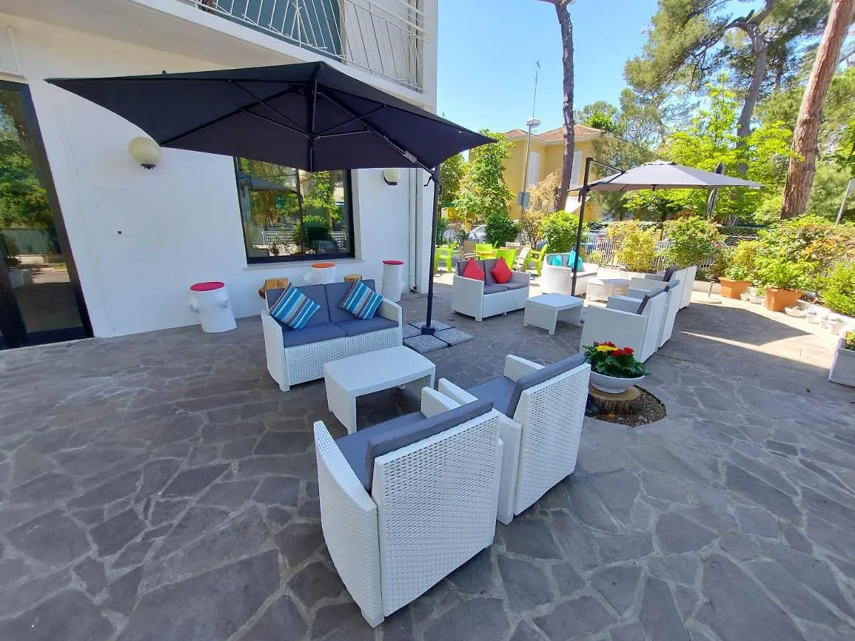 Hotel Senza Pensieri Riccione 3*,  Italia