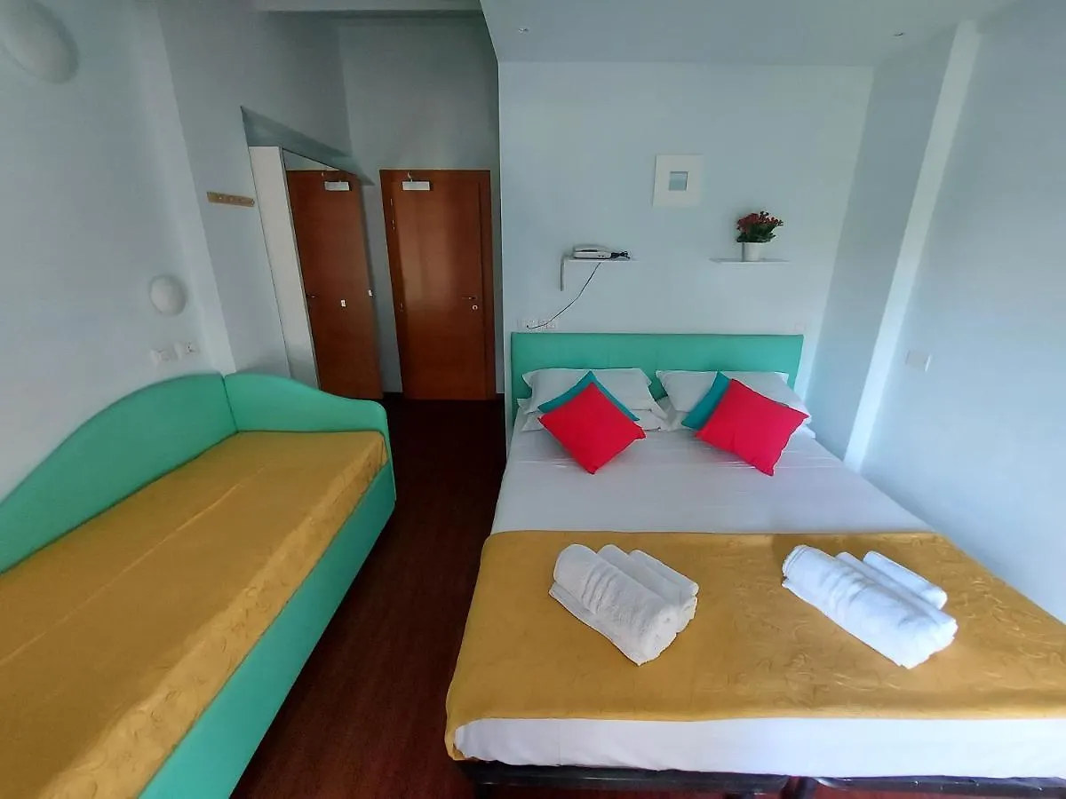 Hotel Senza Pensieri Riccione