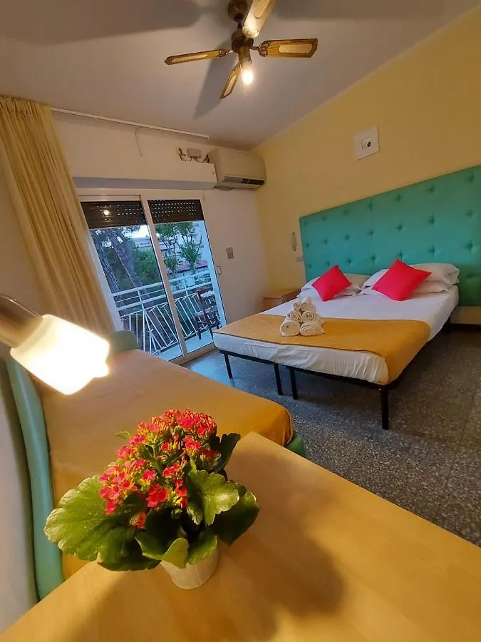 ***  Hotel Senza Pensieri Riccione Italia