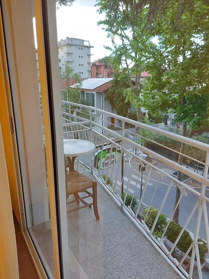Hotel Senza Pensieri Riccione
